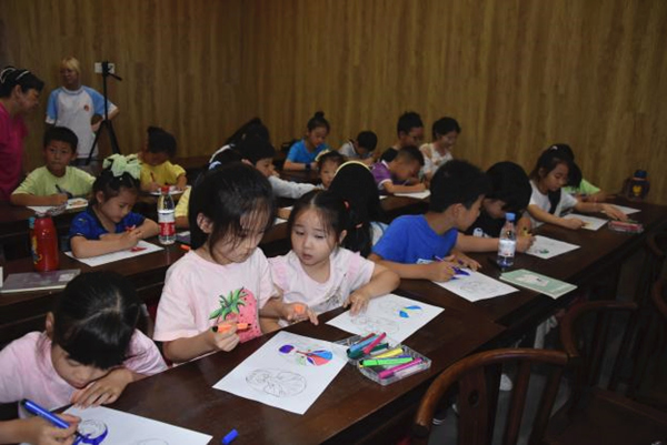 课堂现场。Beat365官方网站供图