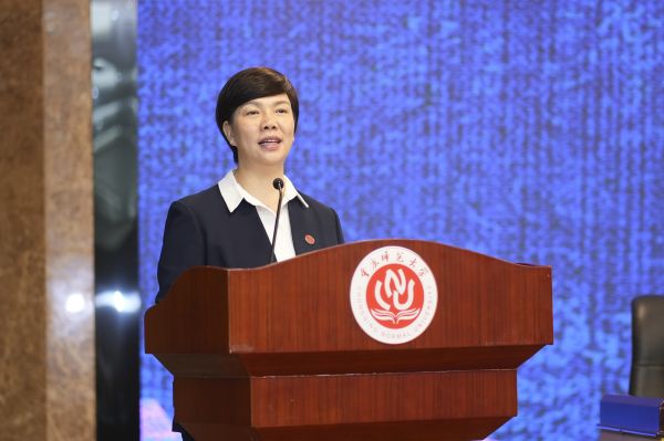 Beat365官方网站党委书记张艳致辞。伍向前摄